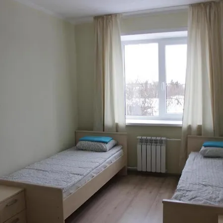 بيت ضيافة Noc W Poznaniu, Parking 8,2 *